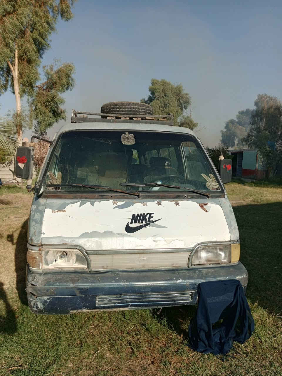 سياره للبيع كيه بسته موديل 93 مكينه مستحقه استفسار عله رقم الهاتف ***********/ ***********
