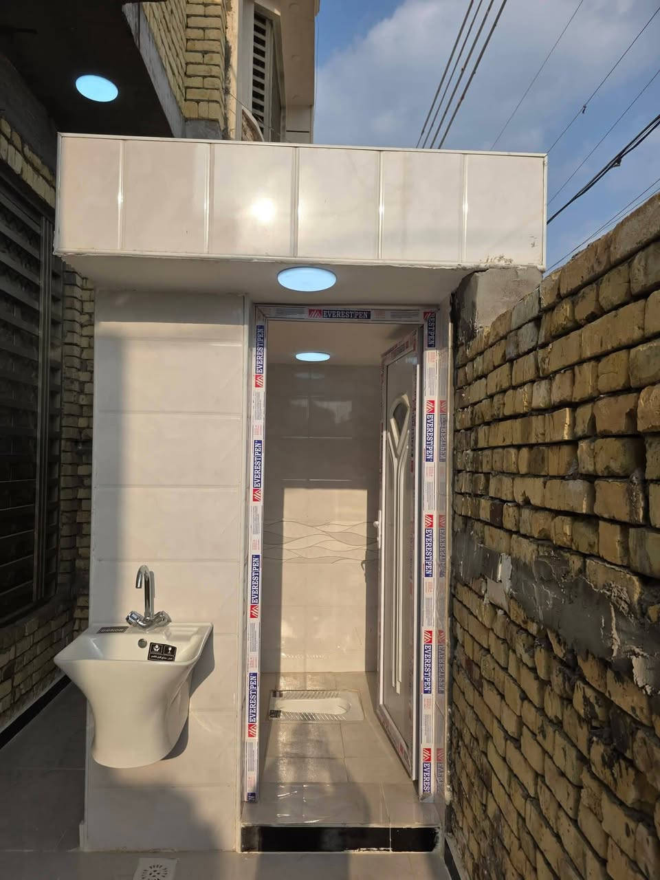 دار للبيع منطقة العابجية مساحة ٢٠٠متر بناء حديث ٢٠٢٥ قرب شارع ٢٠ للاستفسار والاتصال  على رقم ***********📞
