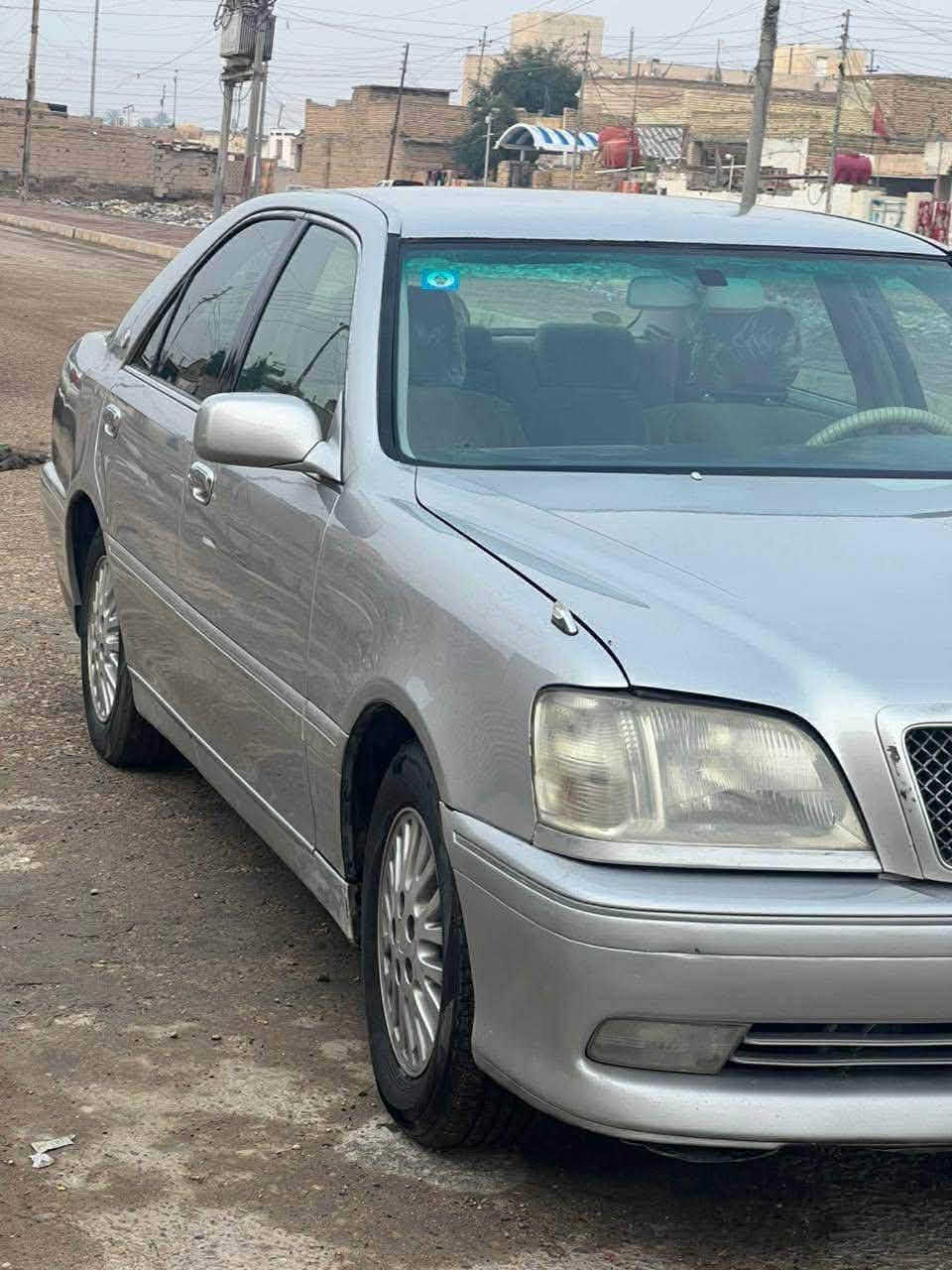 السلام عليكم للبيع جنون موديل 2001 اصل  رقم بصره نكليزي تحويل مباشر سنويه ل 31  مكفوله من الضربه و الكص والنقل الجثه والعيب الشرعي مكينه وگير 3000مكفولات  تبريد شغال  كرهبائيات كله شغاله سياره نضيفه  السعر 95 وبيه مجال   .مكاني ميسان الكحلاء  ***********
