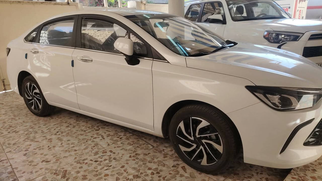 بايك u5 موديل ٢٠٢٦ رقم بغداد حره مثبت لوحات. كفاله حتى من الشخط. تحويل مباشر بأسمك. ماشيه ٣٠٠٠ كيلو. السعر ١٩ مليون. مكان السياره مركز الكوت
***********
