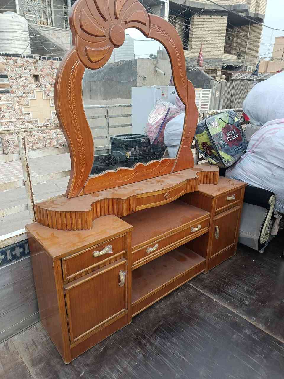 غرفه للبيع بابل شارع ٨٠
***********
