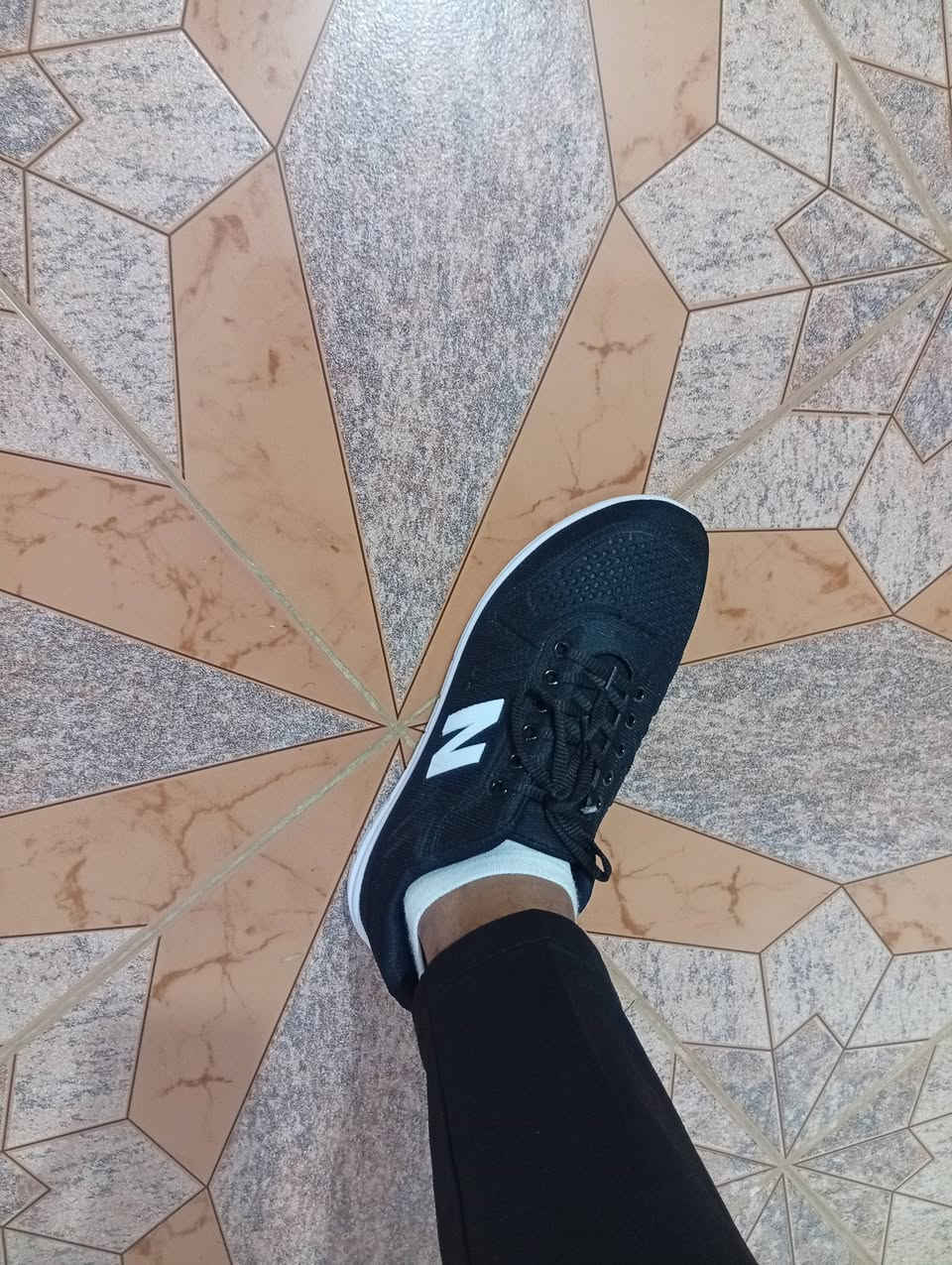 سلام عليكم حبايبي احذية رجالية كلش حلوة خفيفة القطعة ب3الاف
***********
