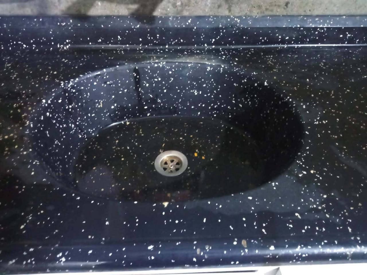 #كاونتر تزكام الطول مالتة 3 امتار مثل ماموجود بلصور
السعر خاص


**إذا كنت صاحب هذا الإعلان وتريد حذفه لأي سبب، رجاءا أرسل رسالة إلى الدعم الفني**