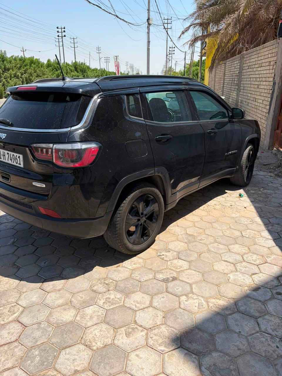 كومباس 2018 فول مواصفات بنرامه رادار
الحادث بنيد بي تصليح الباقي كفاله 
المحرك بي خربطه و حماوه السعر 110 قفل 
استفسار ***********
