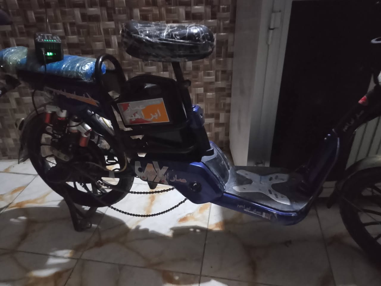 سلام عليكم باسكل شحن كامل مكمل كلشي مابي شغال بطاريات جدد ما صار شهر من جبتهن وشديتهن وخير. من الله 175 وذا اكو مراوس بدراجه هم عادي ***********
