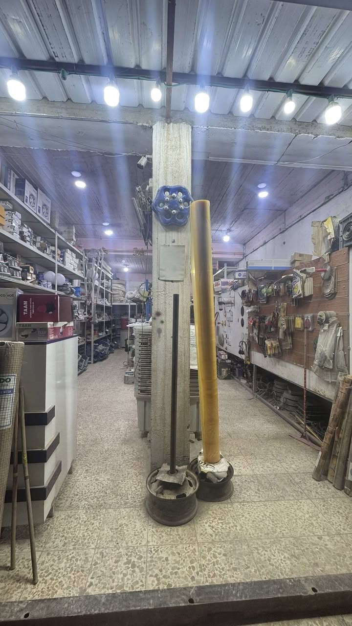 محل كهربائيات للبيع في سوق الجزيرة  🛠️
المساحة / 50 متر 
المحل مجهز بأحدث التجهيزات الكهربائية ولوازم الإنارة. يتميز بواجهة عريضة وحركة أرجل قوية جداً. البيع يشمل (البضاعة + الديكور + الاسم التجاري).
📍 العنوان: [ النجف الأشرف / حي الجزيرة / سوق الجزيرة ]
💰 السعر / خاص 

للاستفسار ***********.
