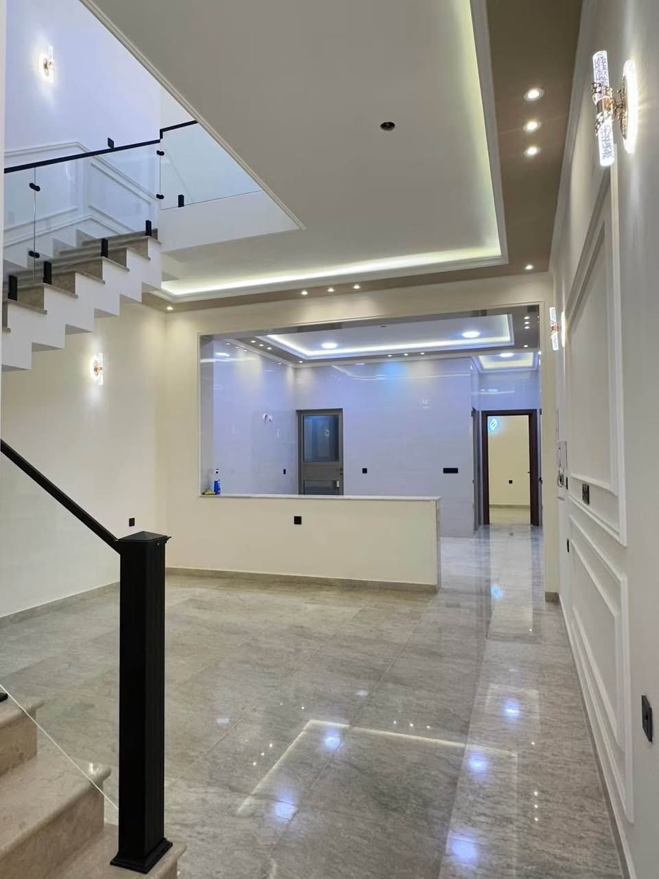 للبيع تونات بناء حديث 2026 بأعلى جودة جاهز للسكن

📍الموقع زيونة 710 مربع سكني هادئ

✅المساحة——•150 م²

✅الواجهة——•5 م
✅النزال——•30 م

كل دار يحتوي على مدخلين
(كراج - صالة - هول- مطبخ -4 غرف نوم ماستر -منور - 4 صحيات)

 #أعرض_عقارك_في_مكتب_مجاز_رسمياً 

 للأستفسار ⬇️
 #مكتب_الشمري_للخدمات_العقارية

 📱***********  ابو حسين الشمري
 📱***********  حسين الشمري

  🏡 عنوان المكتب(زيونة 716-مدخل الجدار سنتر القديم-مقابل مدرسة الزوراء)

   #للاعلان_عن_عقاراتكم_من_بيع_شراء_ايجار

 فقط ارسل التفاصيل والصور خاص او واتساب ع الارقام اعلاه

   
               #بيع_شراء_ايجار_مشاريع_استثمارات📍

#استثماربناء_تعقيب_ترميم_تثمين_دورسكنيه_عمارات_محال_تجاريه_استثمار_اراضي_بغداد_زيونه_الغدير بغداد, العراق
