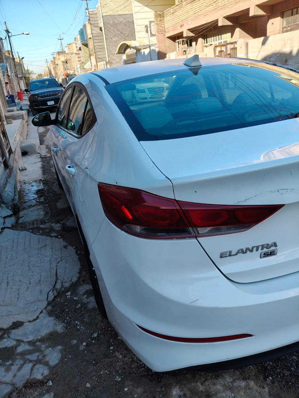 النترا امريكي
موديل ٢٠١٧
ليبل واحد
موصفات عاديه
مكانه بغداد ام الكبر
السعر ١١٥ وبيهة مجال لل شراي
للاستفسار ***********
