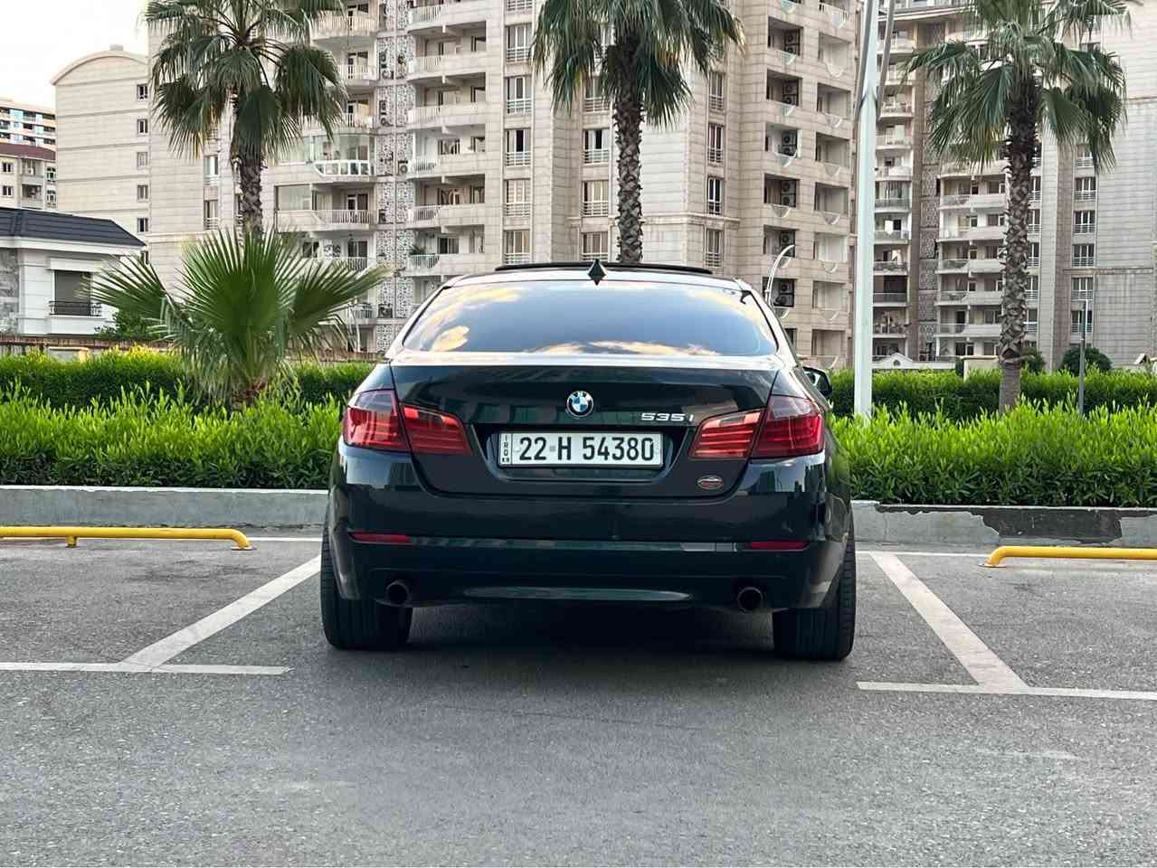السلام عليكم
السعر فقط 172 ورقه ومجال 
للبيع او مراوسه بسياره رقم شمالي فقط رقم شمالي BMW F10 حجم 535 موديل 2013 محرك 6 سلندر المرغوب السياره فول فول مواصفات 1/1 السياره كفاله عامه لا صبغ ولا ضربه گير محرك تبريد شرط كهربائيات تدفئه شرط رقم وسنويه جديد تحويل وغرامات شرط سياره جاهزه وحلوه السعر 172 ورقه ومجال للطيبين مكان السياره اربيل الشراي يتصل ع الارقام وخادم اني 
***********- بي واتساب هم
***********- بي واتساب هم
*********** أربيل, العراق
