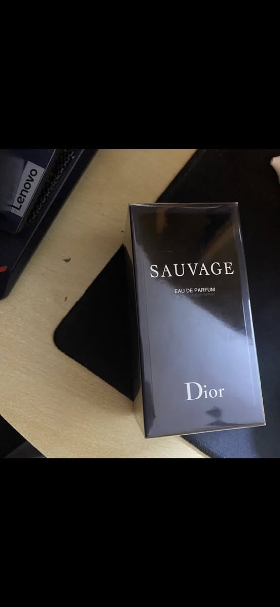 السلام عليكم 

هبت روج بارفيوم ١٠٥ مستخدم 

سوفاج edp نسخة ٢٠٢٢ مسلفن غير مستخدم ١٨٥


**إذا كنت صاحب هذا الإعلان وتريد حذفه لأي سبب، رجاءا أرسل رسالة إلى الدعم الفني**