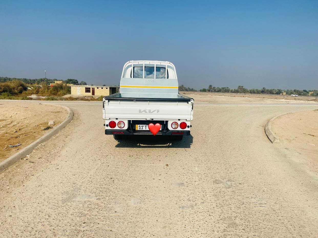 سلام عليكم  كيه موديل 2025 مكفو له كفاله عامه ماشيه 25الف رقم بغداد تحويل مباشر مكان بابل حله سياره خير من الله 
رقم ***********سعر 193 وبيه مجال
