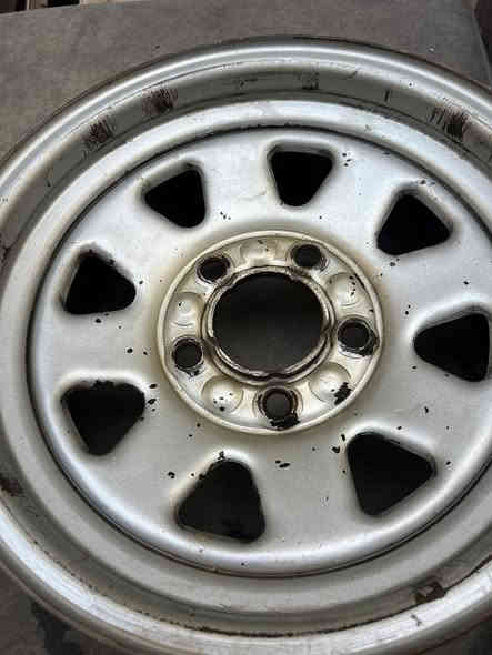 سلام عليكم عندي 5 وياله حجمهن 15 خمسه ستد نضافه كلش لا عواج ولا فطر ولا لحيم وياهن 4 كبات يرهمن عل كابرس وعل دولفين وعل سافانه وعل فان الاسترو وهواي سيارات رايدهن ب275 وبيهن مجال للطيبين  مكاني نجف ***********
