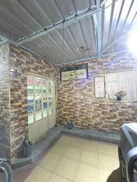 بيت للبيع حي الزهراء مقابيل المعهد التقني قرب السيطره القديمه   مساحه ...