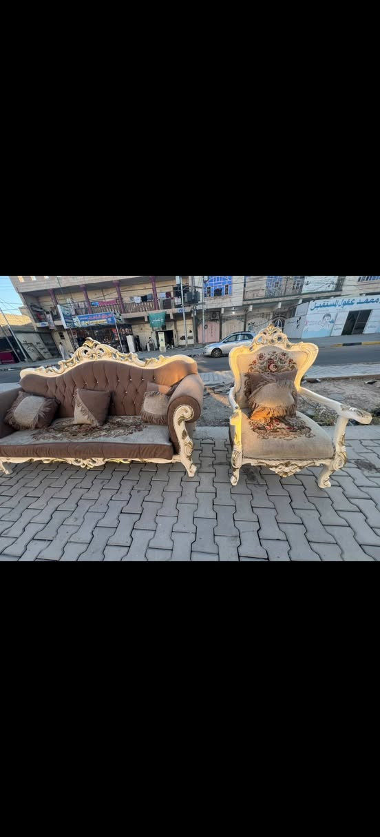 السلام عليكم ورحمة الله وبركاته🌹
تخم تكمه ثقيل مصري أصلي💯
١٠ مقاعد 🤩
٨ كوشات هديه 🤩
طبله وسطيه هديه😯
نضافت التخم, 95%
🤛وبس بـ625🤜


**إذا كنت صاحب هذا الإعلان وتريد حذفه لأي سبب، رجاءا أرسل رسالة إلى الدعم الفني**