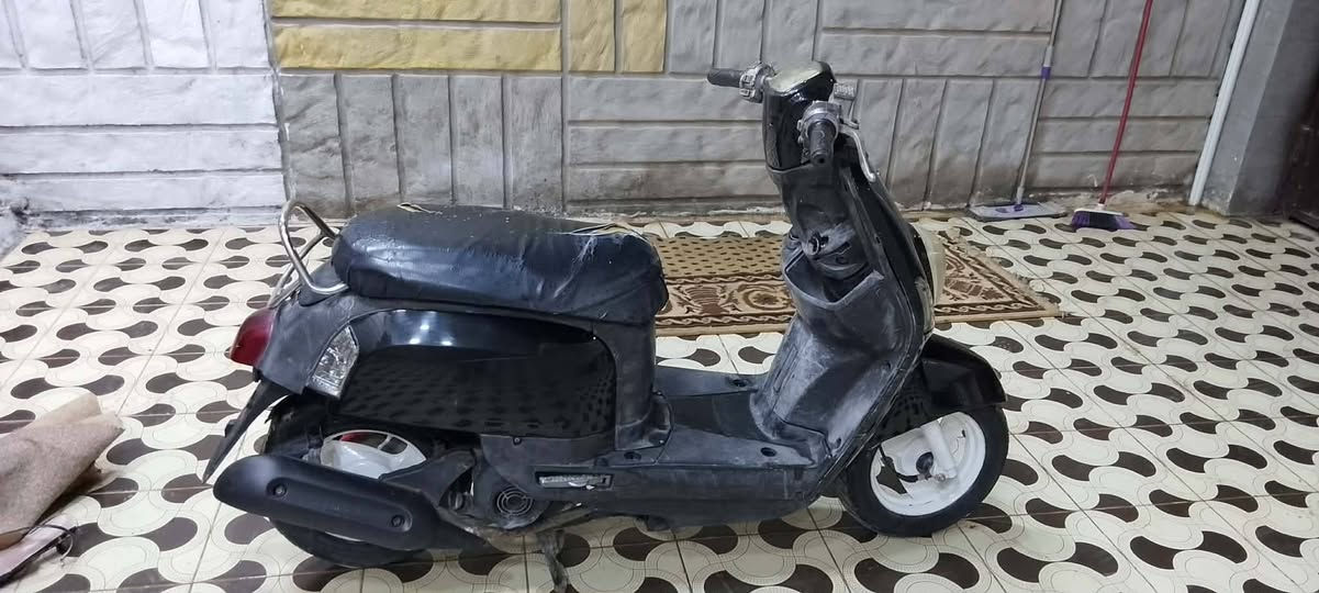 السلام عليكم دراجه ماكس بوليس لبيع كامله كهربايات كله شغال سلف هندر مكينه خرسه اشاير كلوبات كله شغال ماكو اي نقص تايرات جديده مكينه ما مفتوحه برغي بيها السعر 400 وبيها مجال حك الجيه راسلني أو اتصل *********** المكان الخالص هبهب
