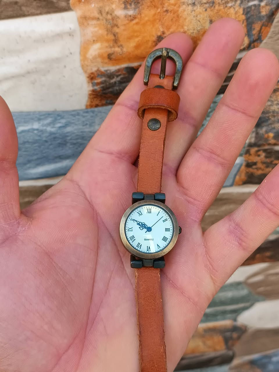 يالله تم وصول وجبه جديده من الساعات اليابانيه المستخدمه الباله والاسعار مناسبة جداً  للتواصل مراسلة الصفحه العنوان شارع الحسينيه قرب التفاح الاخضر راسلني


**إذا كنت صاحب هذا الإعلان وتريد حذفه لأي سبب، رجاءا أرسل رسالة إلى الدعم الفني**