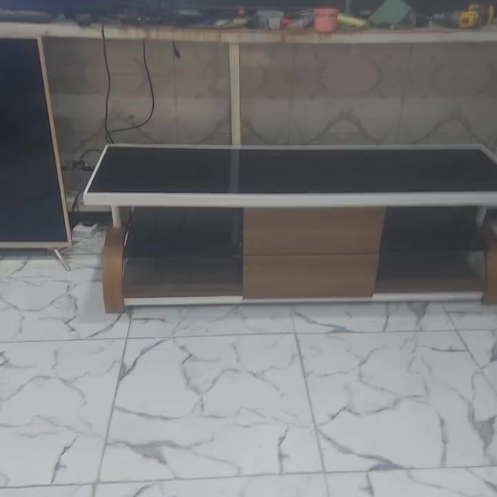 ميز بلازماه باله كويتيه العنوان البصره قضاء المدينه خلف محطة الوفود الحكوميه البدران للإستفسار عل خاص ***********
