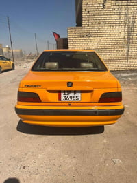 اسلام عليكم بيجو 2023 مكفوله بيها بس بارد بالباب سعر 72  رقم 077079522...
