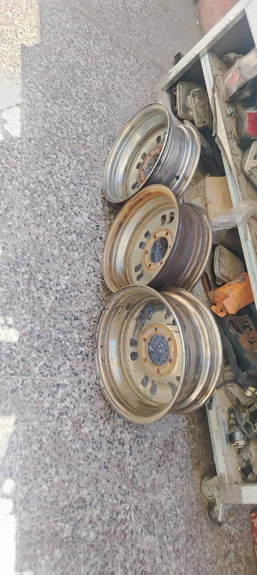 ٣ ويلات حجم ١٦ سعر ١٢٥ بغداد مدينة الصدر *********** وتساب موجود خدمة توصيل موجود
