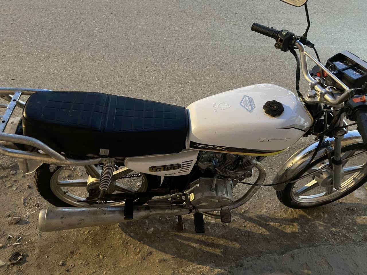 كشر ايراني محرك جني ٢٧٥ وبي مجال
***********
