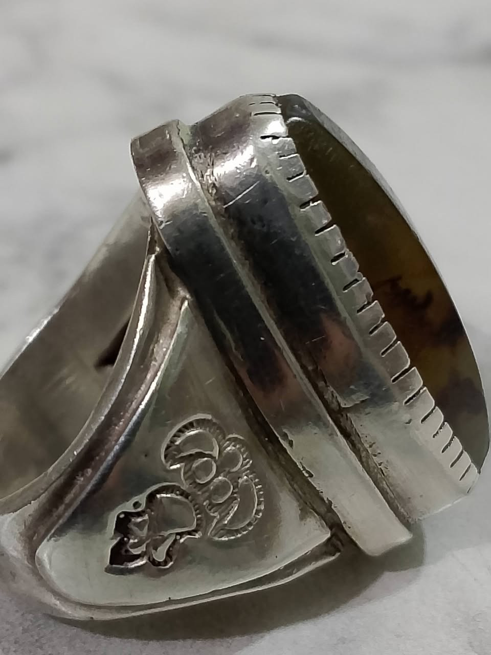 محبس كصبه صياغه سالم قياس 25 صياغه ثقيله


**إذا كنت صاحب هذا الإعلان وتريد حذفه لأي سبب، رجاءا أرسل رسالة إلى الدعم الفني**