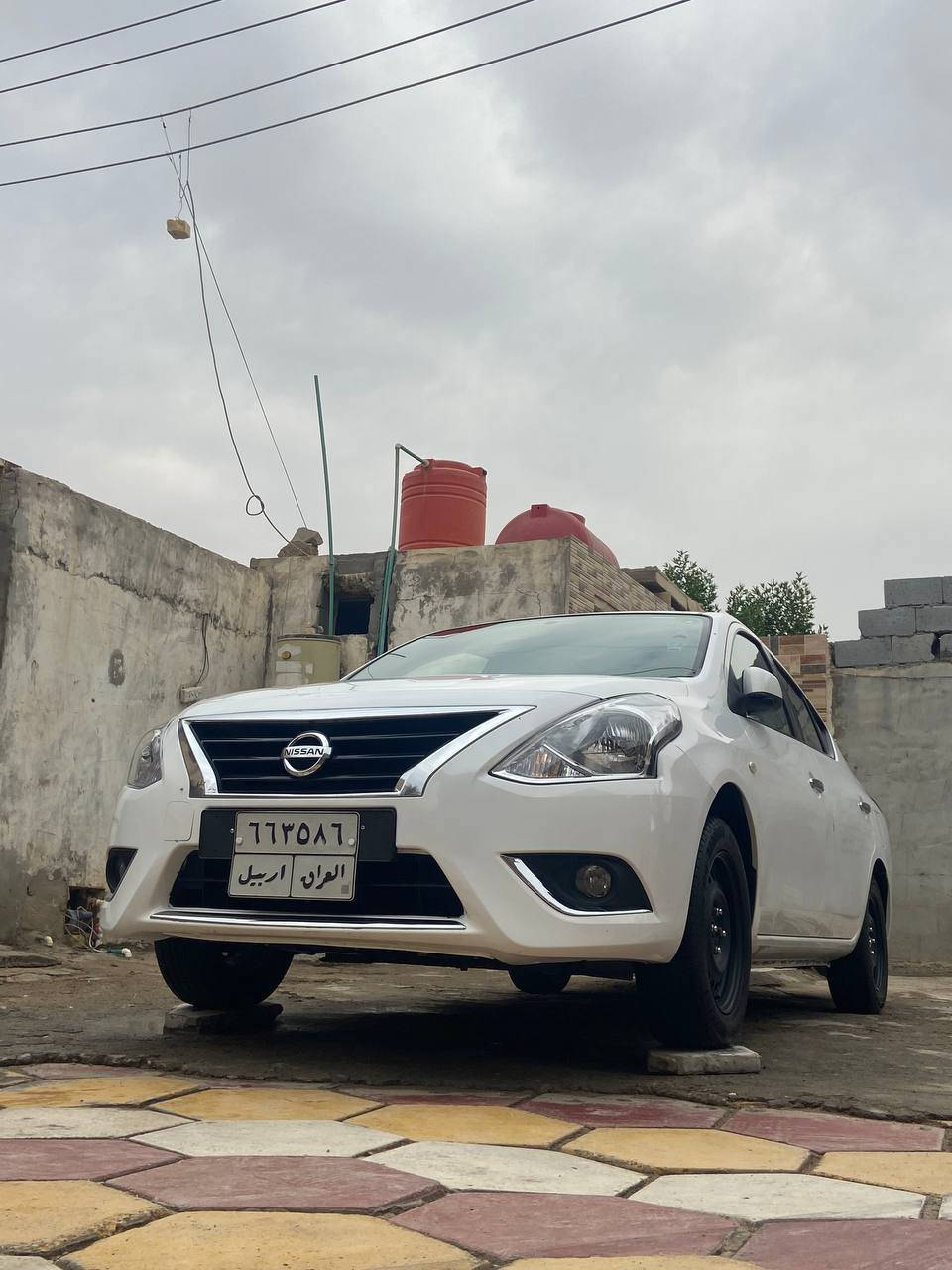 السلام عليكم
نيسان سني هندي موديل 2021 
رقم اربيل ب اسم شركه 
سنويته بعدهي ما منتهيه 
جاملغ امامي تبديل بدون ضربه ولبلاد موجود 
وقطع بارد بل بيبان باقيات كفاله من ضربه والصبغ والحالوب 
مكينه وكير كفاله باقي موصفات السني معروفه  
مكاني بصره هارثه *********** 
للبيع فقط 
السعر 100 بيه مجال
