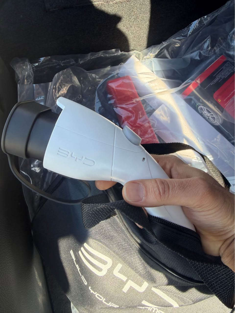 بیوایدی سیل 05 مۆدێل 2025 سفر کیلۆمەتر رەقەم حازر کامل ئەشیا دووکارت یەک سویج تکایە کەس نەلێ لێرە بەوەندەیە یان خۆ سفر نیە بەلێ سەیارەکە سفرە بەس چویتە رەقەمی هەیە تاقەتی رەقەم کردنی نیە 
بێ رەقەمیش بەردەستە 
نرخ 125$ قفل
*********** أربيل, العراق
