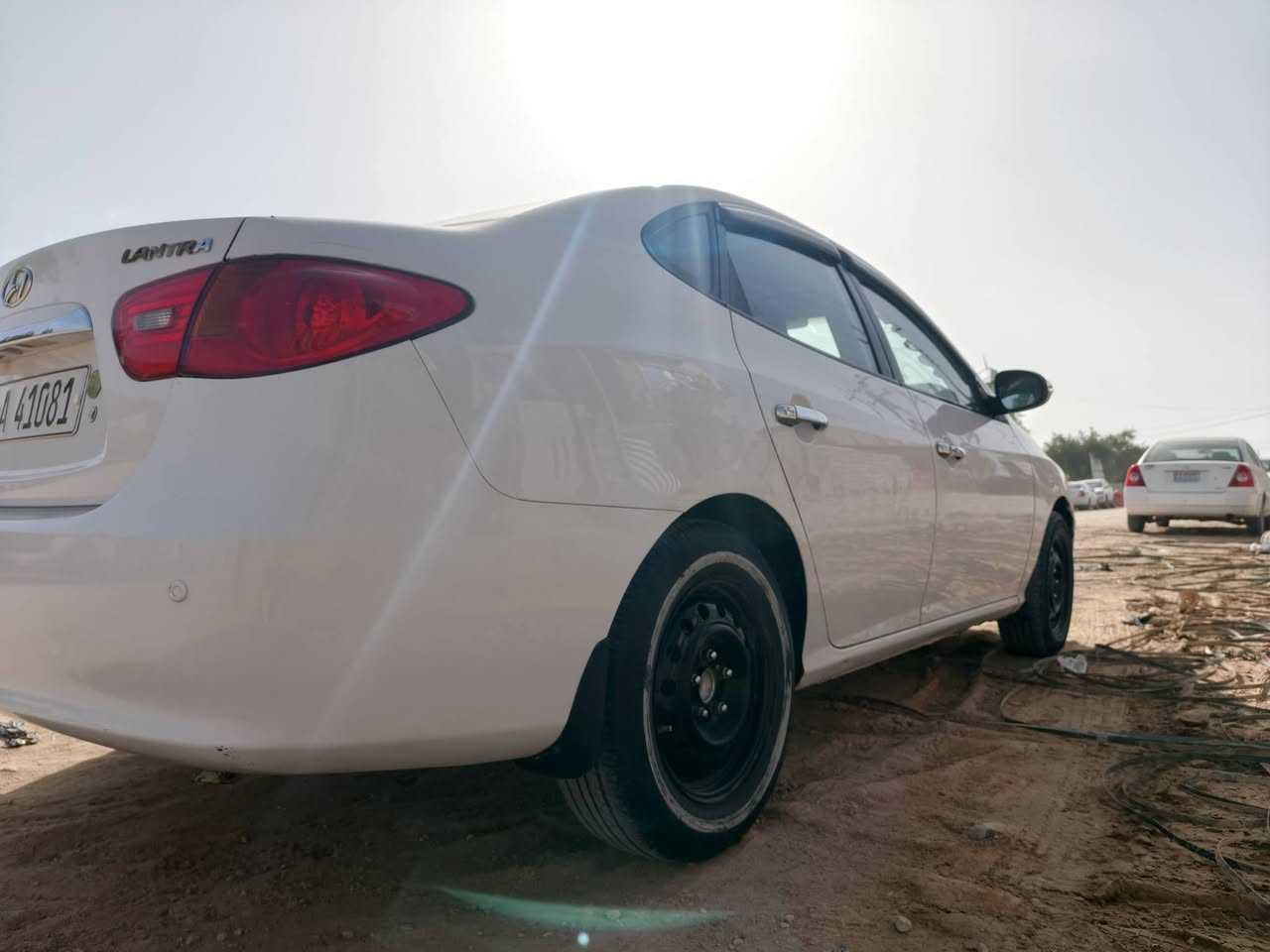 سلام عليكم للبيع النتره موديل 2011خليجي رقم قادسيه دولي سياره بيه قطعتين بدون داخل سياره جاهزه مكينه كير حداديه تبريد تخم تاير جديد مكاني نجف *********** السعر 105وبيه مجال بسيط
