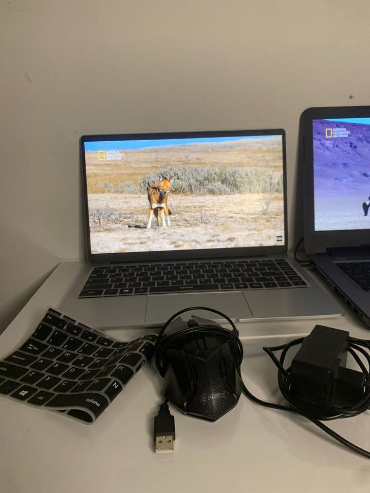 سلام عليكم
@
حاسبتين للبيع ثنينهن مستعجل
نضافة 90 بالمية 

الحاسبة الاولى 
هذا الجهاز هو كمبيوتر محمول من ماركة أوسدا (Auusda). 

المواصفات: يعمل بنظام ويندوز 11، ويتميز بشاشة FHD مقاس 14.1 أو 15.6 بوصة. �
الأداء: يزود بمعالجات Intel Celeron (مثل J4105 أو J4125)، وذاكرة وصول عشوائي (RAM) بسعة 8 جيجابايت أو 16 جيجابايت. �
التخزين: يحتوي على وحدة تخزين SSD بسعة 256 جيجابايت أو 512 جيجابايت. �
مميزات إضافية: شاشة IPS، دعم واي فاي 5GHz، وتصميم خفيف الوزن مناسب للعمل والدراسة.

✅✅✅✅✅✅
الحاسبة الثانيه 

عندي جهاز لابتوب للبيع 🔥 

مواصفات الجهاز نوع اتش بي 
نوع المعالج core i3 جيل خامس 
الهارديسك 500 hdd بلاك سريع جدا 
رام 4 جيجا وقابل للزياده 
البطارية ممتازة جدا 
تبريد مستقر جدا

سعر الحاسبتين 300 الف قفل 

مع كامل ملحقاتهن 
مع هدية ماوس 
مع هدية حقيبة حاسبة جديدة
موجود توصيل لجميع محافظات العراق 🇮🇶 

للاستفسار 
***********
