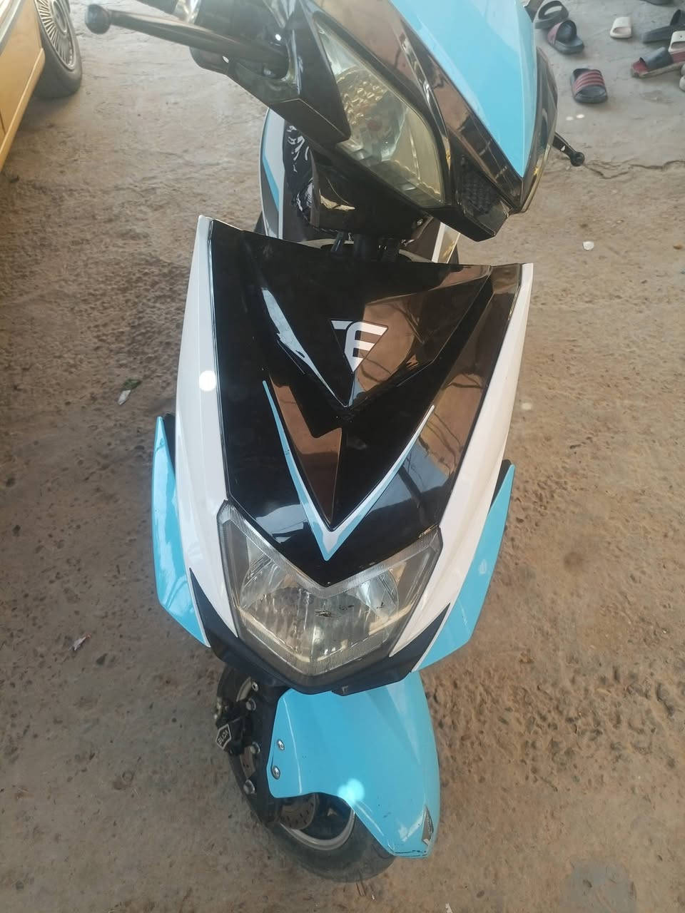 سلا م عليكم باسكل شحن شغال من كلشي بطارته مامنفخه بغره10 سعر 350 ***********
