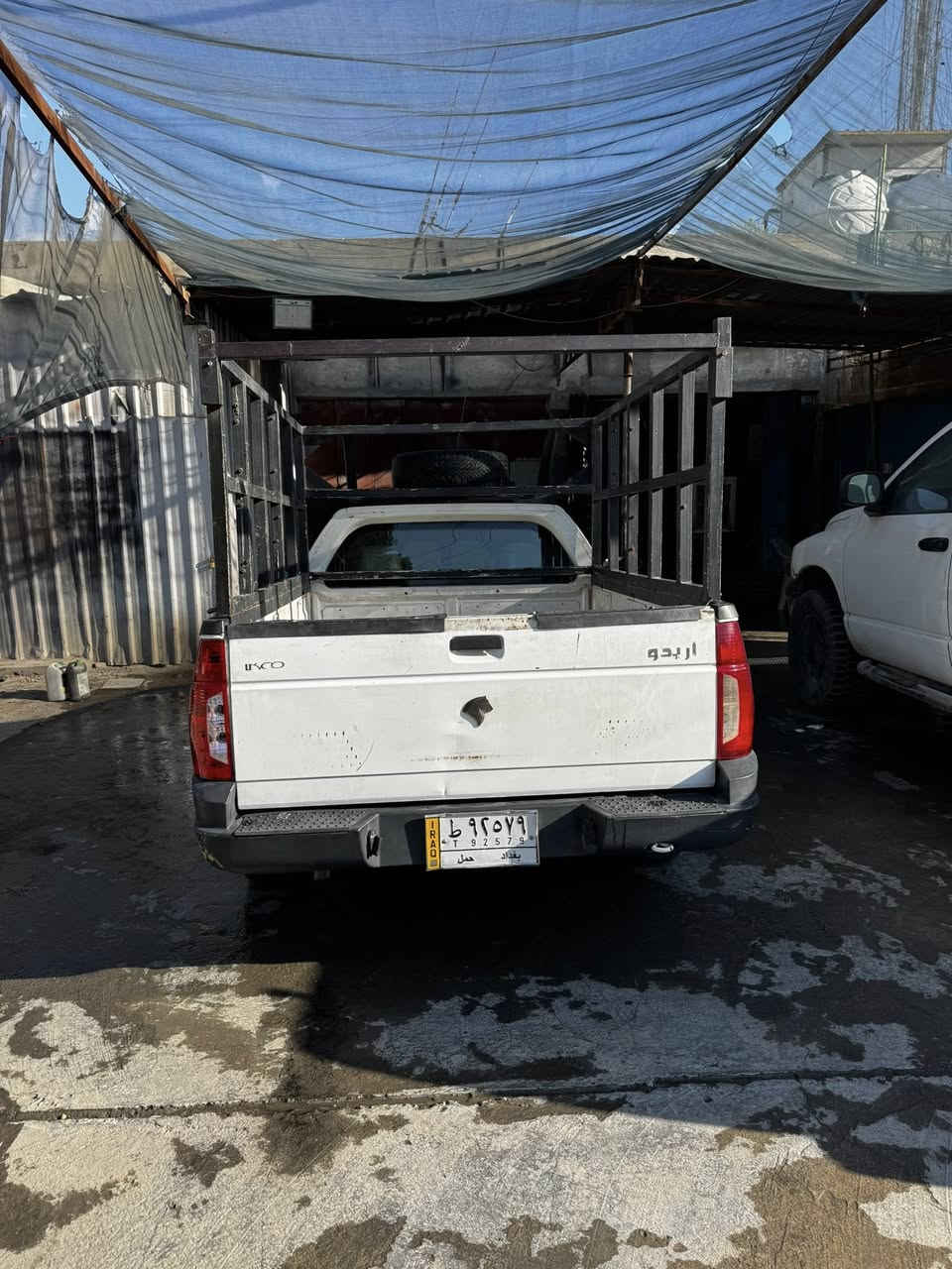 سلام عليكم اخوان
سيارة حمل اريدو للبيع 2016 
سيارة جاهزه من كلشي مابيه اي نقص فقط طخة بل بنيد ومصلح عل بارد والباقي كله جاهز مكفولة السيارة بأسمي ثاني يوم التحويل ***********
