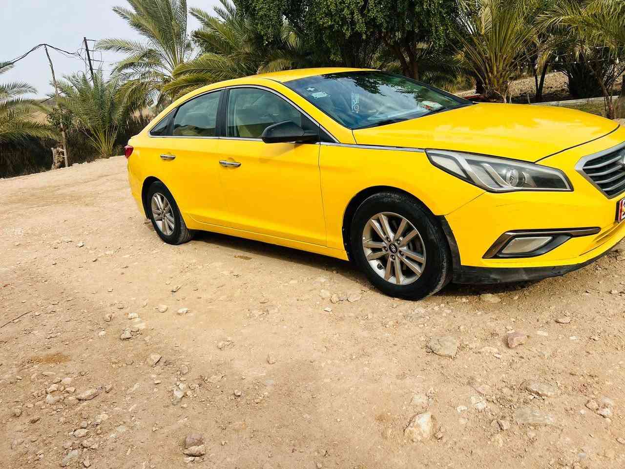 سوناتا ٢٠١٦ gdi محرك ٢٤٠٠ حدادية جديد تاير جديد تبريد تدفئه  تحكمات ستيرن شاشة عرض  ماشية ٢٦٠ ضرر قطعتين بدون تبديل جاملغ وبنيد سعر ١١٣وبيها مجال ***********
