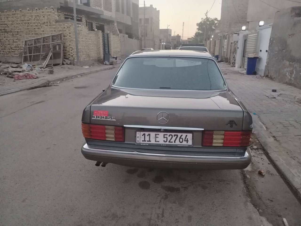 السلام عليكم مارسيدس موديل ٨٦ رقم بغداد انكليزي مكانها كوت سيارة محرك كير بلاد سيارة جاهزة تبريد شغال مصبوغة عام السعر ٦٠ وبيها مجال الاتصال ***********// ***********
