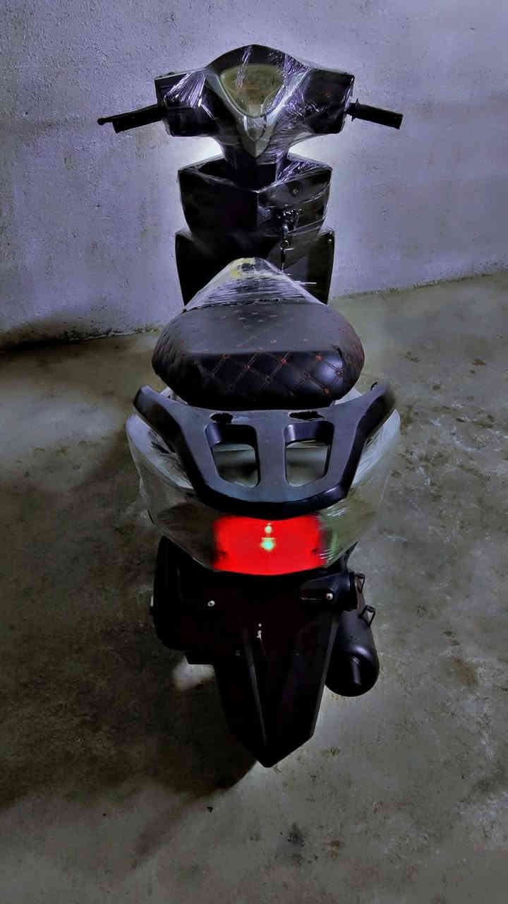 ماكس سكنس
موديل 2020 
سرعه 120 
ياباني ماطور كله علابلاد بل شرط محرك ناعم فول نشاط كهربائيات وسلف ودشبول كله شغال ماطور كفاله عامه كله شرط سعره 400 بي مجال حك الجيه عنوان كركوك حي الواسطي قرب مول حاج زياد
 *********** واتساب 

 ***********الهاتف
