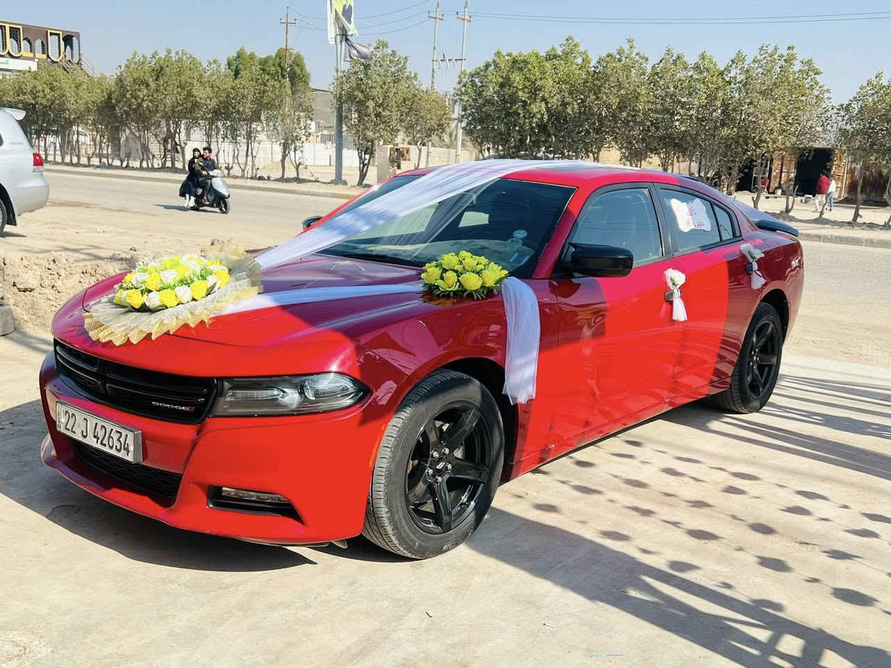 تزيين سيارات فقط اب 20/25/30
وبدون لاصق 
القرنه حي الجمعه شارع النهيرات العام قرب جسر المشاة
متوفر اجار سيارات اعراس (سايقها وياها )
متوفر اجار سماعات+جنط جهاز العروس+طبول
للحجز ***********
