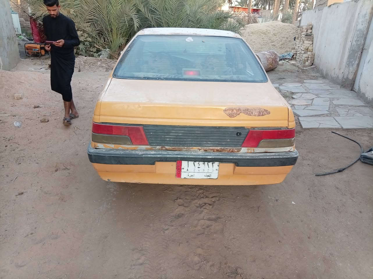 للبيع السعر ٦ورقات شغاله ***********
