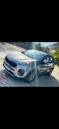 سبورتج موديل 2017 مكينة وكير  وحداديه  وصدر وتبريد كفالة وارد أمريكي ح...