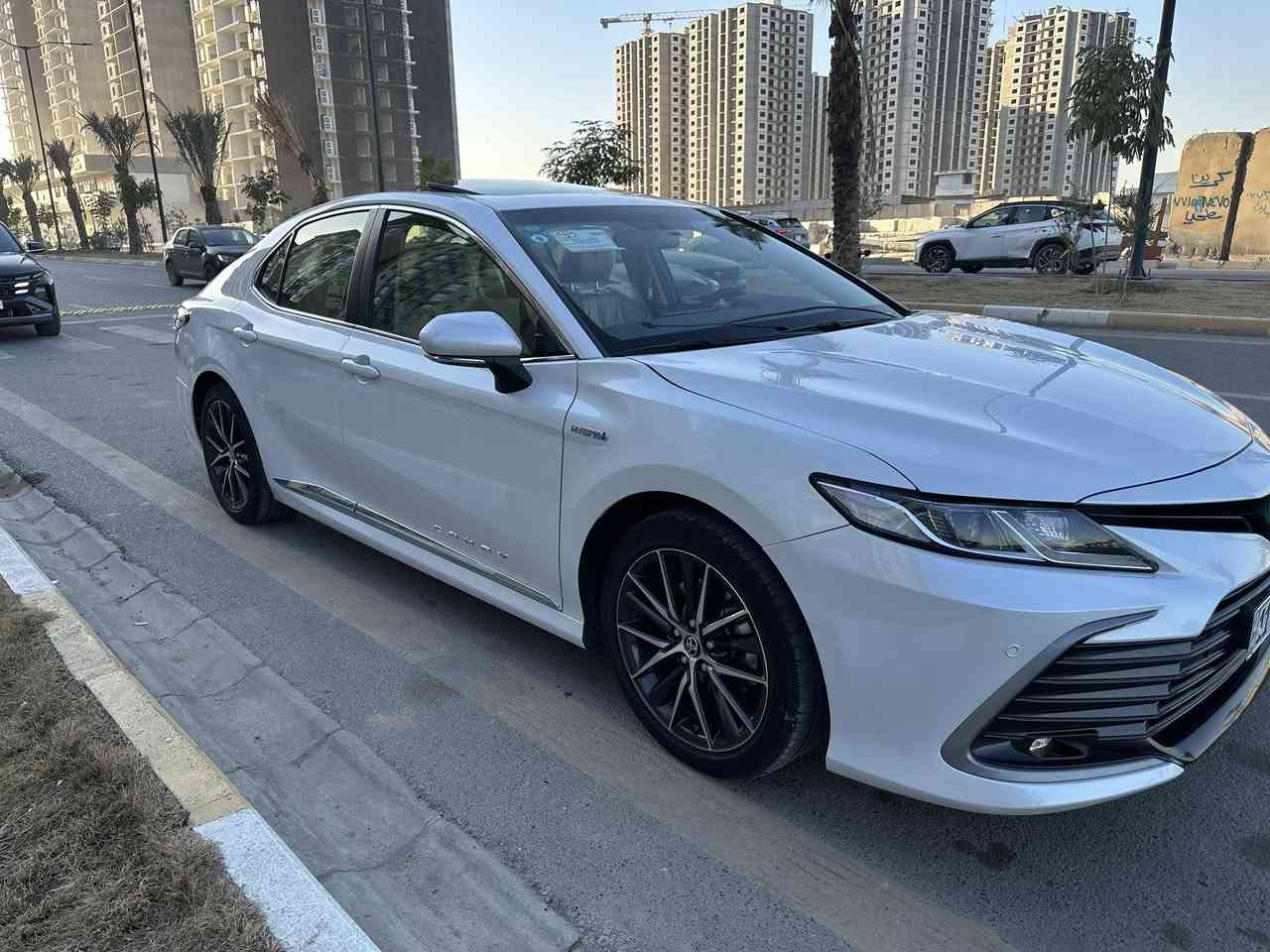 سلام عليكم للبيع كامري 2023 خليجي وكالة عبداللطيف جميل XLE رقم بغداد بسمي فول موصفات 1/1 مكفولة ماشية 38 حقيقي مكاني حي الجهاد للاتصال ***********
