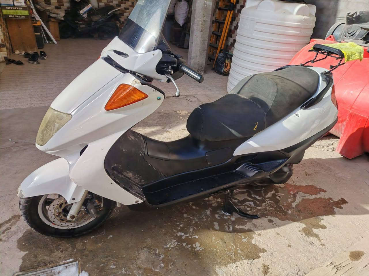 السلام عليكم ورحمه الله وبركاته 💫
للبيع دراجه فور سايد 🛵
دراجه كاملا مكمله من محرك وكهربائيات شرط الفحص 
دراجه مفتوحه مره وحده قبل شهر وخير من الله شرط الفحص دراجه مالك أول يعني مامتعوبه مال جني 🟩 
دراجه عليه اضافات وكماليات مامذكوره بل منشور🟩
دراجه صنع ياباني ياماها 🟩
دراجه معدل وشلعه 🟩
سرعه دراجه 140🟩
بيه هواي أشياء مامذكوره بل منشور 🟩 
السعر :650💰
العنوان بابل قضاء المسيب 🟩
الاستفسار عن دراجه اتصال على الرقم 
***********📞

ملاحظه  (مكلف بل نشر )
