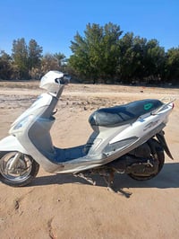 ماكس منقولي. البيع.   تواصل عل هذا الرقم      مامفتوحه.    دراجه.   نض...