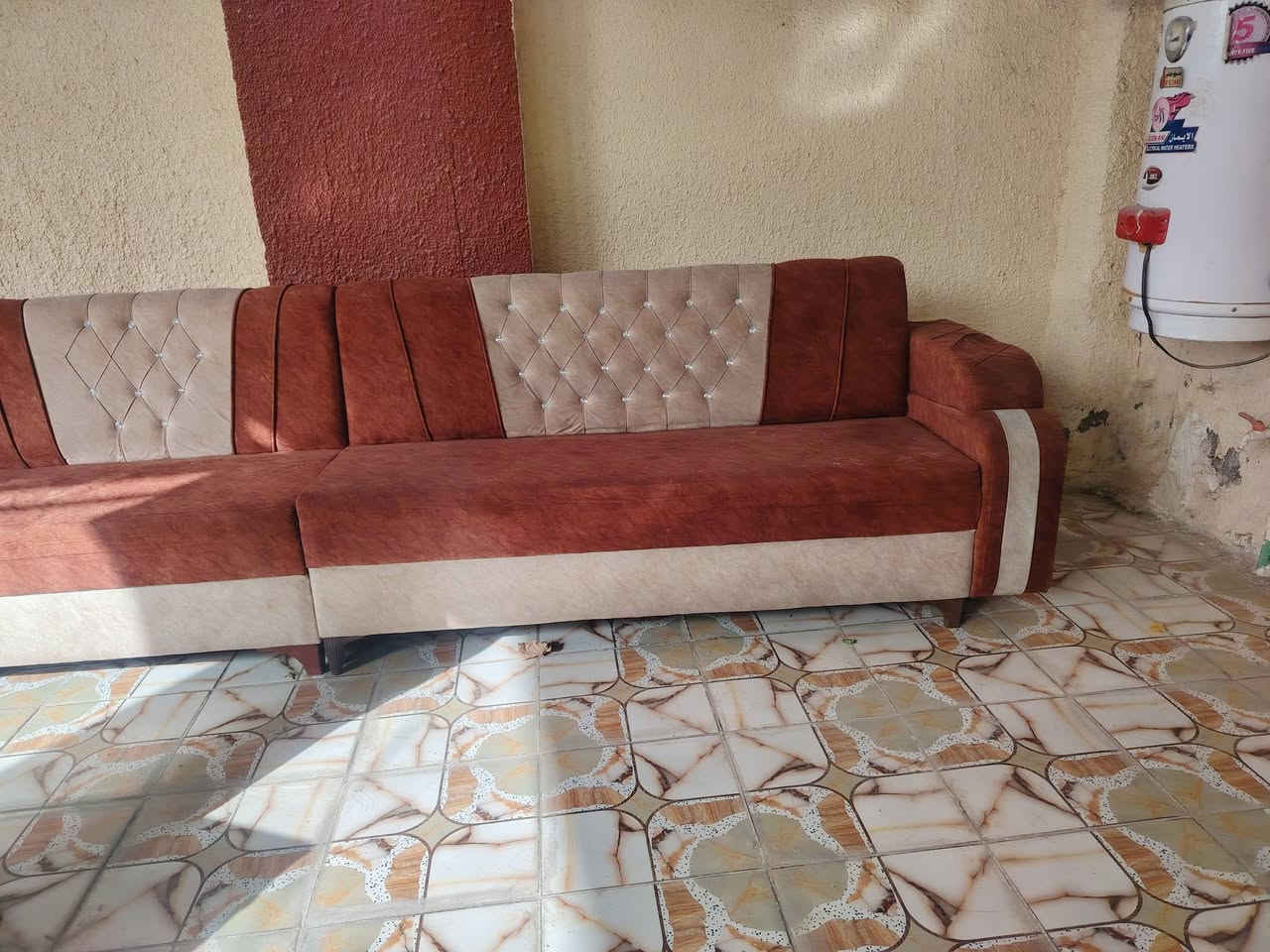 ديوان بلوك اسود 10 مقاعد. السعر 200رقمي ***********
