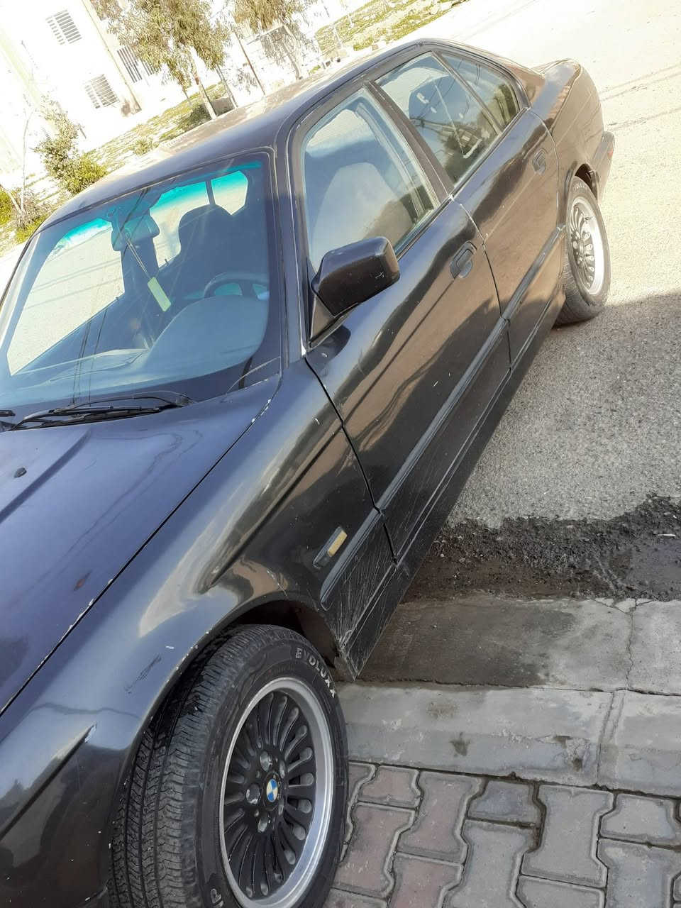 bm520
بەناوی خۆمەوەیە ڕەقەم کرکوک سەنەوی تا نزیک 2028تازەیە دەفتەری بەنزینی هەیە تا بڵێی سەیارەیە توندو تۆڵە وە مۆدێل 89 بەس مەکینەی کەمێک سەرف ئەکات سعریشی 43گەڵایە شوێن کرکوک 
***********

ــــــــــــــــــــــــــــــــــ
bm520
سنویة بسمي 
رقم كركوك
سنویة جدید 2028
دفتر بنزین
مكینة شویة بي سرف
مودیل 89
سعر43$

رقم هاتف ***********
