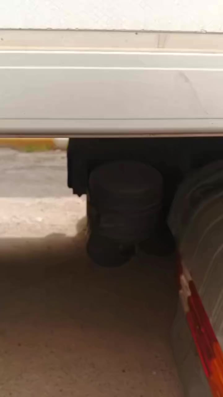 سلام عليكم سيارة مارسدس اكتروز موديل 2007 للبيع مربوطه براد شرط فصخ وربط ثاني يوم تحويل سيارة جاهزة للبيع بس راس سيارة مقفوله كفاله عامه سعر ثلاث دفاتر ونص وبيها مجال سيارة موجودة في بغداد ورقم الهاتف ***********بي واتساب
