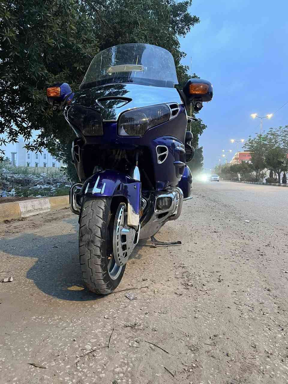 سلام عليكم كولدن 1800 موديل 2002 رقم بغداد بسمي تحويل مباشر ما ابقيها سبوع بزايد دراجه حلوه كير مكينه خير من الله عوزها ترتيبات بسيطه الشراي يراسلني واتساب ادزله فيديو بي كل التفاصيل *********** مكان الدراجه بابل السعر 45 ورقه الي مو شراي لا يراسلني ويتعبني رجائاً 
تحياتي #للجميع
