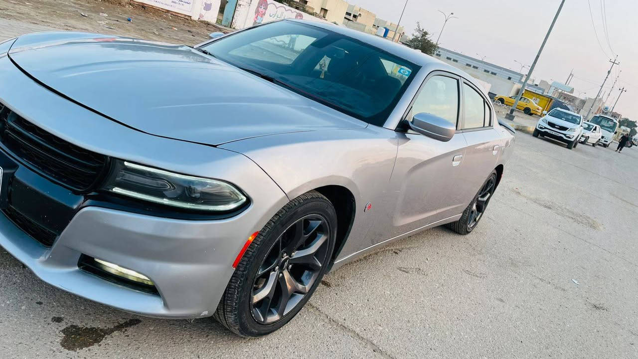 چارجر 2017 نوع SXT
سياره نضيفه وجاهزه مديومه على اخر حبابه
مامشتغله خط ابد استخدام شخصي ضرره موجوب بالسونار مرفق معا الصور 
السياره بسمي مداور ثانيوم السنويه لغايه 28
هسزه جديه السياره جاهزه من كولشي 
المكان ميسان العماره 
السعر 177 وبي مجال
اتصال ***********
