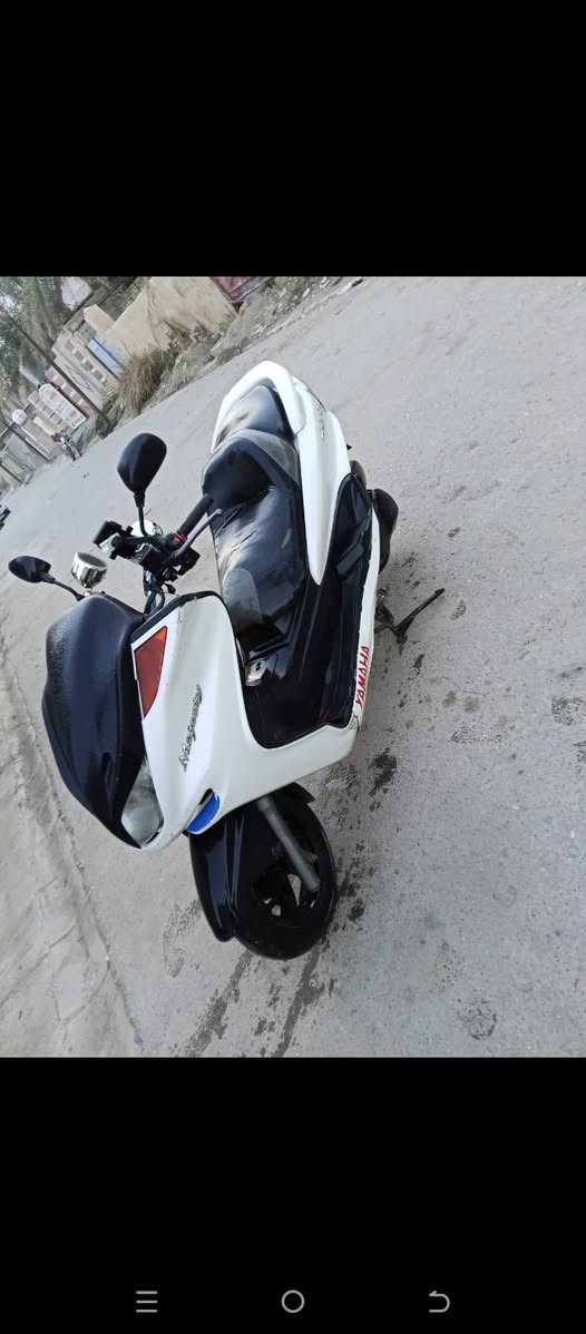 ياالله السلام عليكم دراجه ماجسته دبل رون نضيفه شوفه عينكم السعر 
550 وبيها مجال 
مكان ديالى خالص 
الرقم ***********
