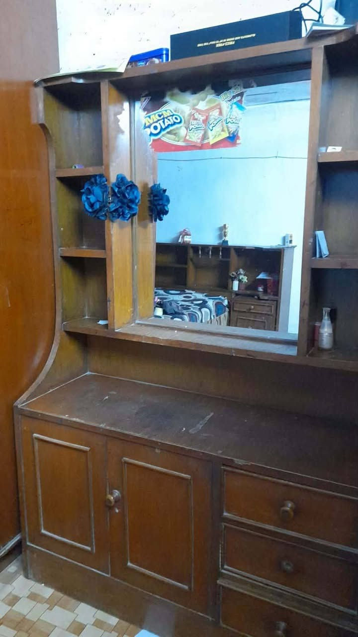 سلام عليكم عندي هاي غرفه اللبيع
السعر 350الف بيها مجال 
عنون الطارميه مقابيل الجسر الطارميه


**إذا كنت صاحب هذا الإعلان وتريد حذفه لأي سبب، رجاءا أرسل رسالة إلى الدعم الفني**