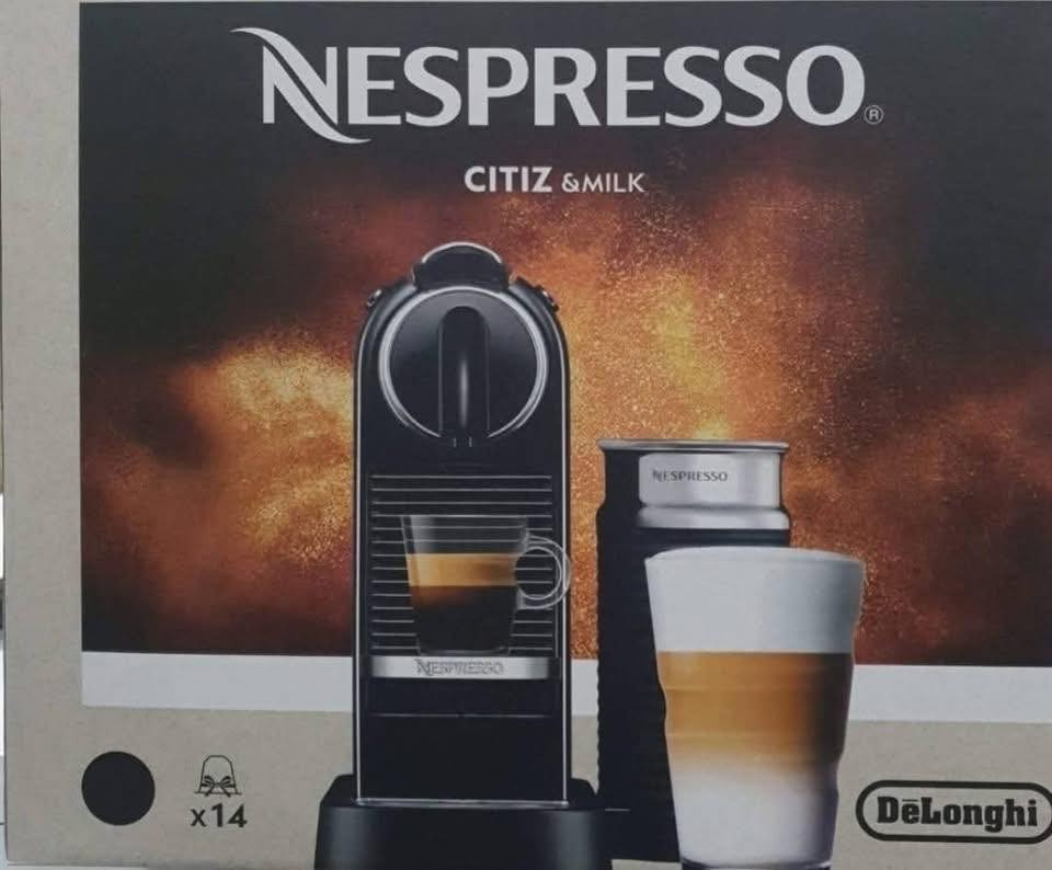 يم اعلى سعر ابيع 🧋☕️🔥

ماكينة قهوة نسبريسو سيتيز آند ميلك (Nespresso CitiZ&Milk) من دي لونجي.

تأتي الماكينة مع صانعة رغوة الحليب Aeroccino المدمجة لتحضير الكابتشينو واللاتيه.

تتميز بضغط 19 بار لاستخلاص قهوة إسبريسو غنية.

العلبة تشير إلى إمكانية تحضير أنواع مختلفة من القهوة باستخدام الكبسولات


**إذا كنت صاحب هذا الإعلان وتريد حذفه لأي سبب، رجاءا أرسل رسالة إلى الدعم الفني**