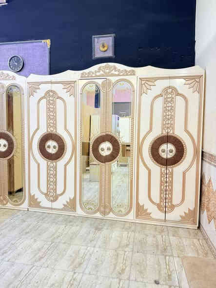 سلام عليكم غرفة للبيع تركية 9 قطع كنتور طفل نضافة 95‎%‎ سعر 825 + توصيل 🚚 اوشد ذاخل بغداد مجانن رقم ***********
