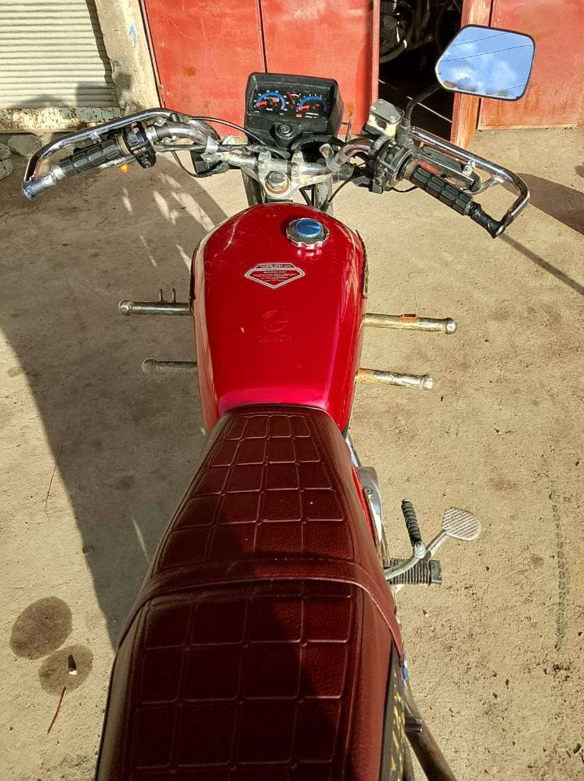 للبيع ماطور سيفان موديل 2017
كامل كلو شغال
معمر جديد .
السعر 350 وبي مجال شي قليل
للتواصل خاص او على الأرقام التاليه
***********
***********
المكان قرية العباس
